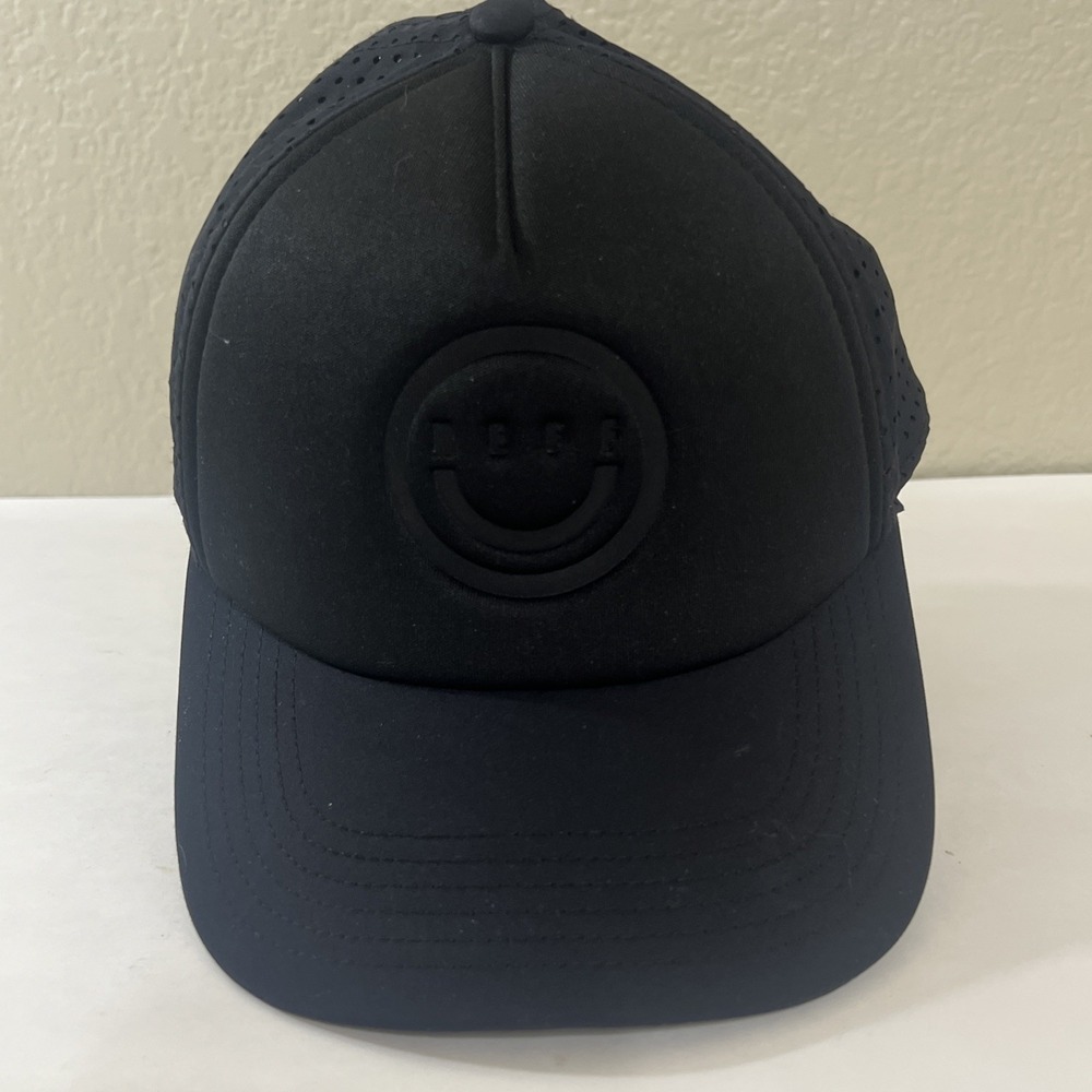 Neff Foam Panel Trucker Hat Cap Snapback Vented Black Streetwear, Skater, Preppy